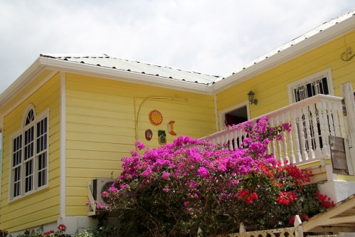 Pretty house in Oak Ridge